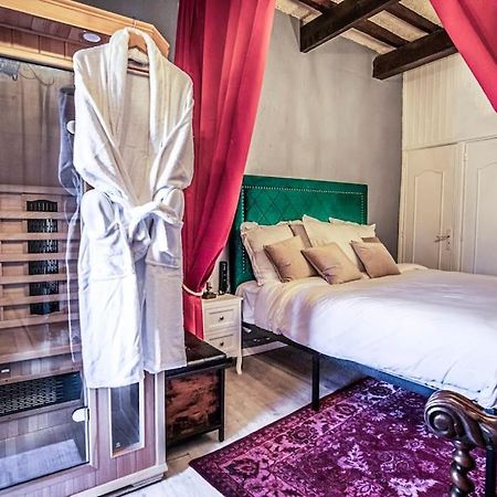 Appartement Le Moliere - Enigme Et Sauna à Pézenas Extérieur photo