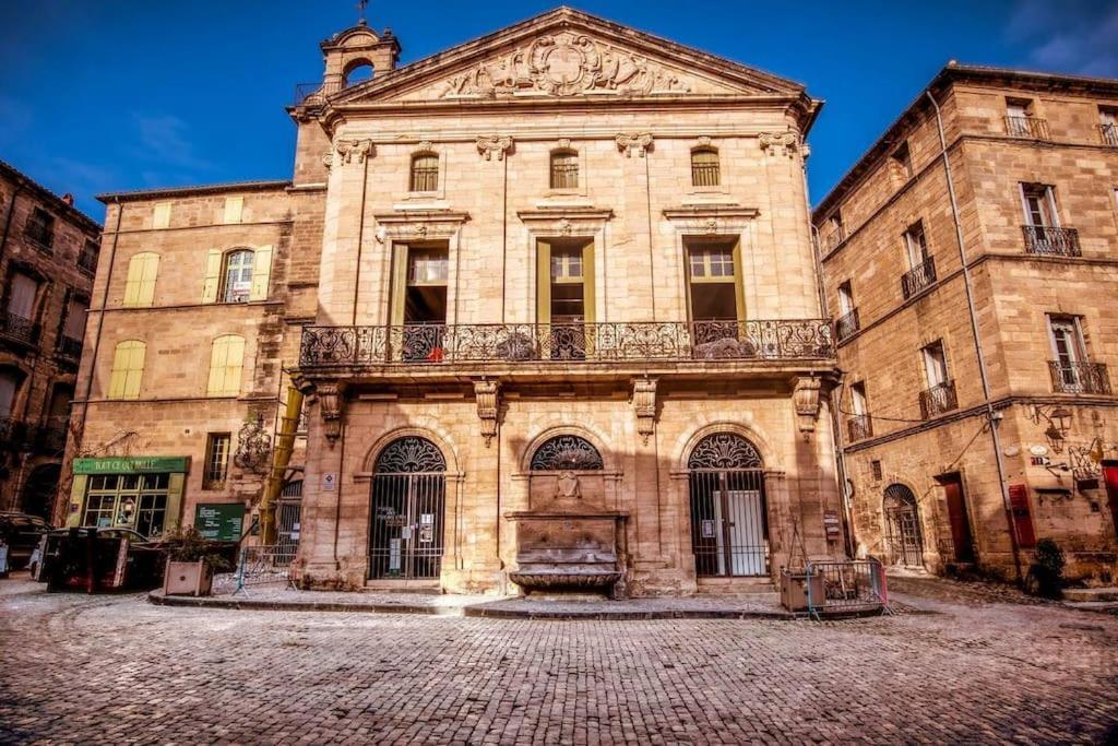 Appartement Le Moliere - Enigme Et Sauna à Pézenas Extérieur photo